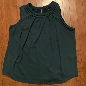 41 Hawthorn Pleated Green Sleeveless Blouse